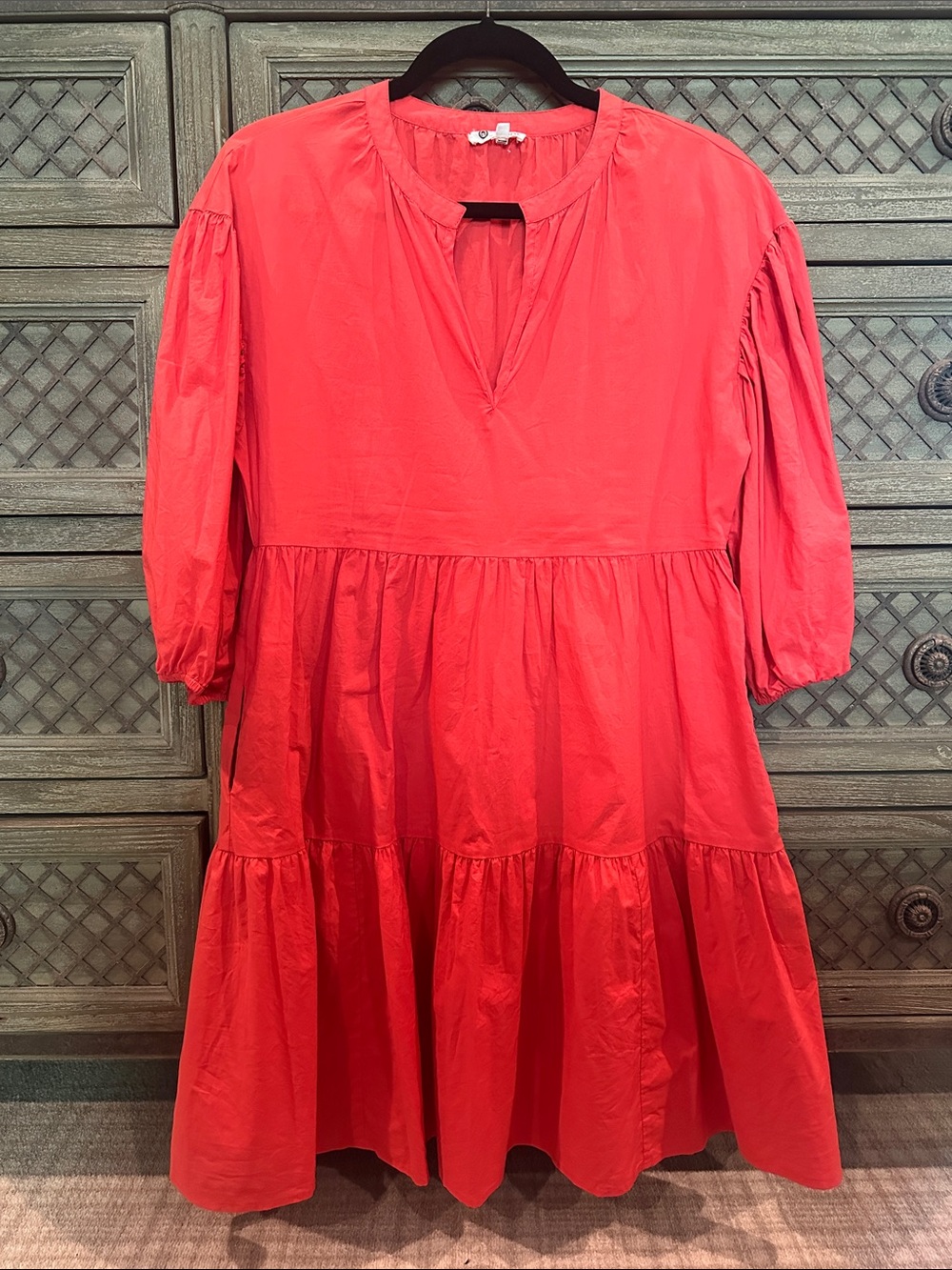 Sundry Coral-Red Tiered V-Neck Dress